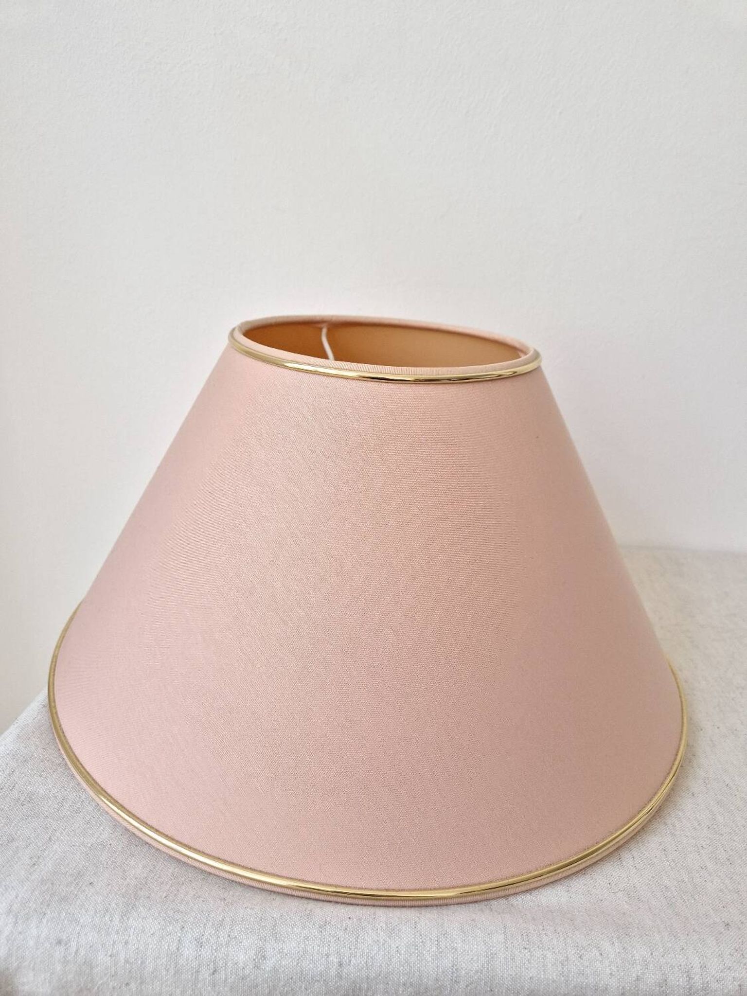 Fabric lampshade with golden trim '70s - vintage