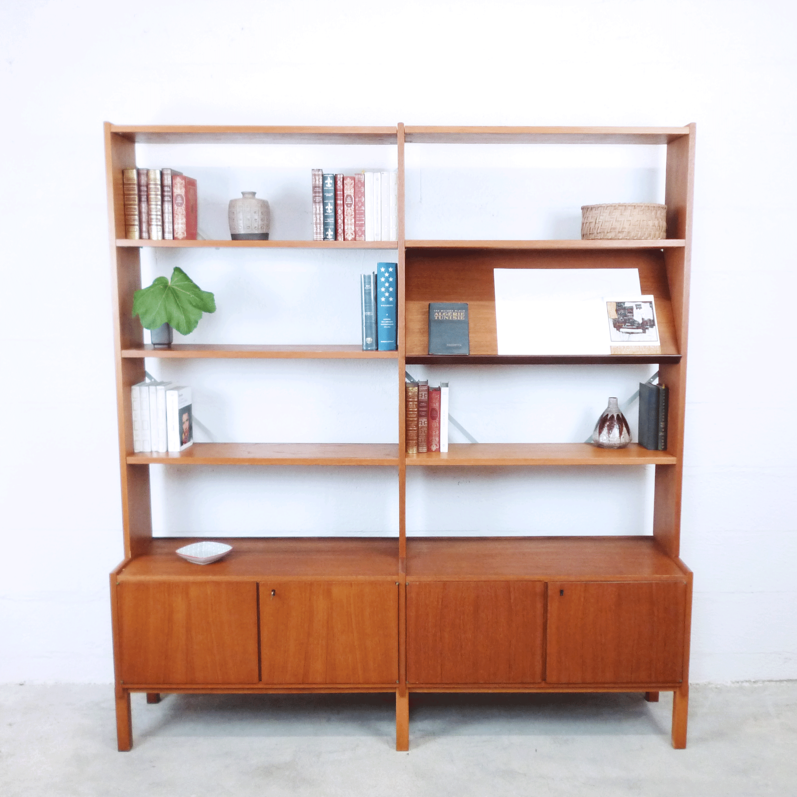 Teak bookcase Sweden, 1960