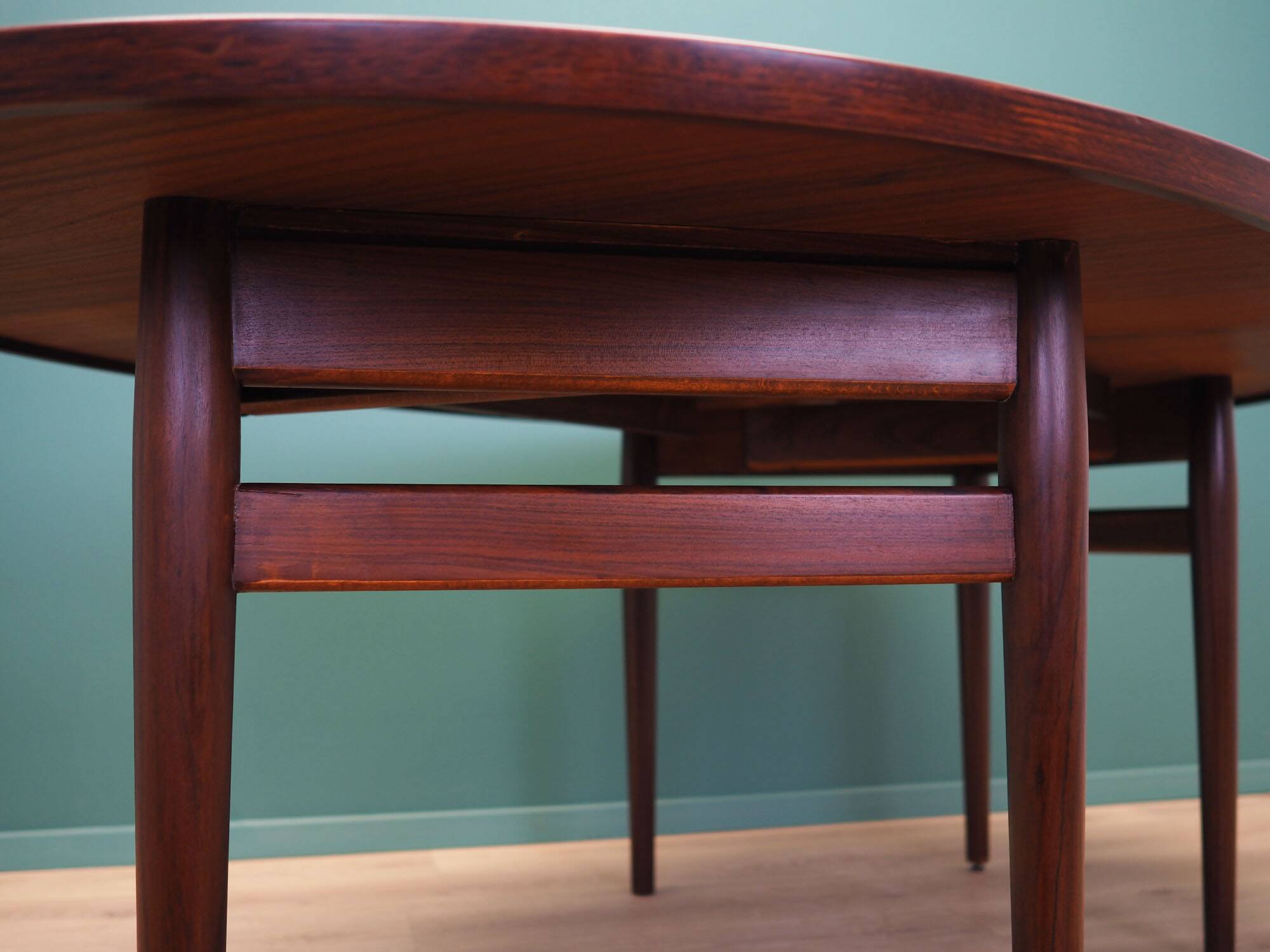 Oval rosewood table, 1950s, Danish design, designer: Arne Vodder, productio