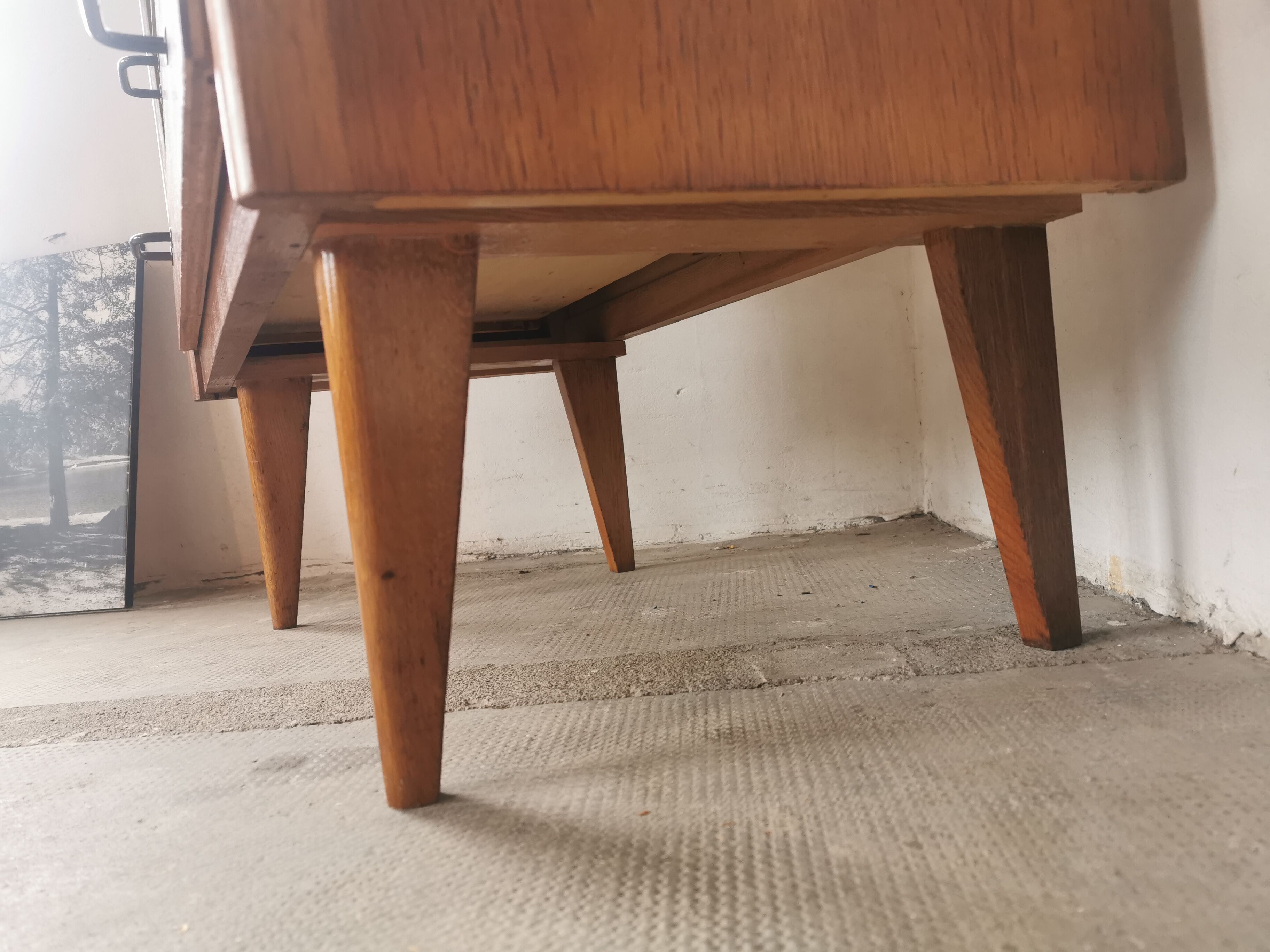 Chest of drawers from the 50s, compass feet