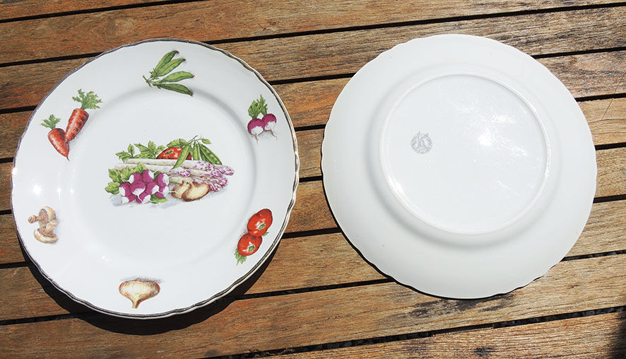 Old ceramic tableware service orchies moulin des loups – vegetable garden pattern – 25 pcs