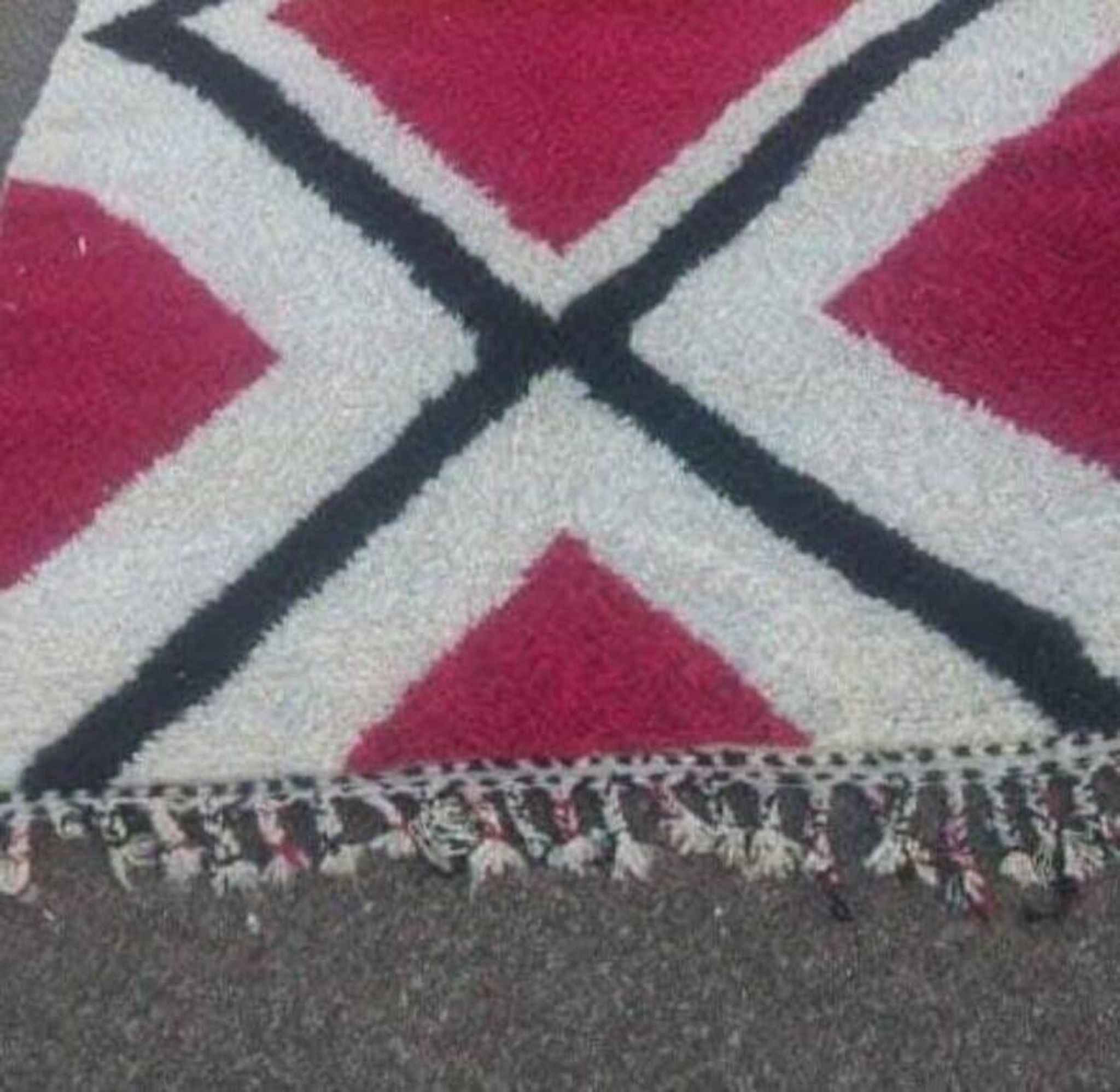 Tapis en laine pure tissé main traditionnelle artisanale 2/3 m