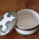 Russian box in white ceramic swaddled and metal