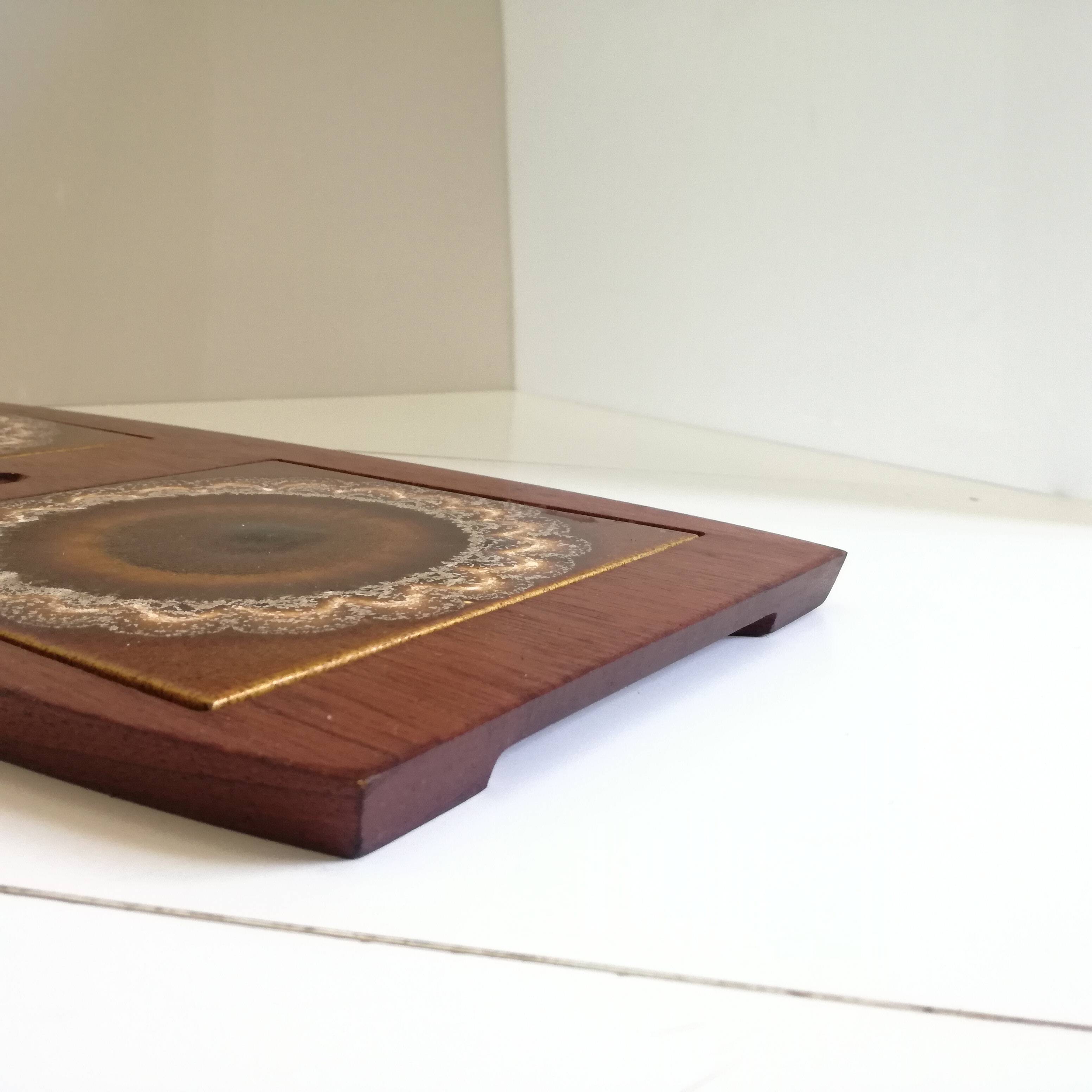Wyncraft ceramic and teak trivet, England, 1970
