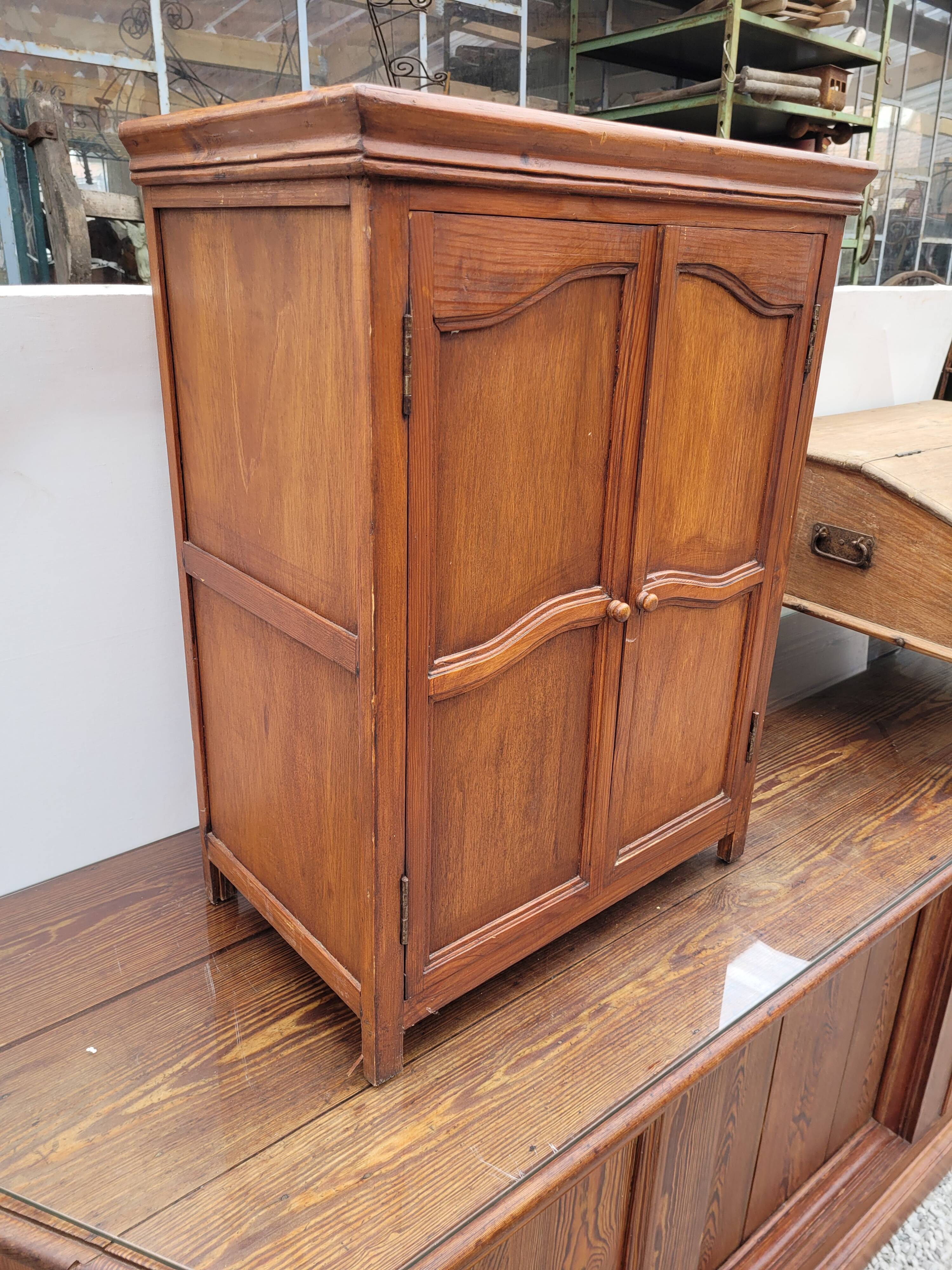 Armoire a pharmacie ou toilette