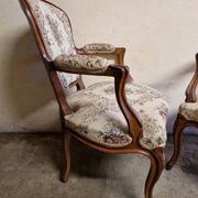 Pair of Louis XV style armchairs - In carved and moulded wood with flowers