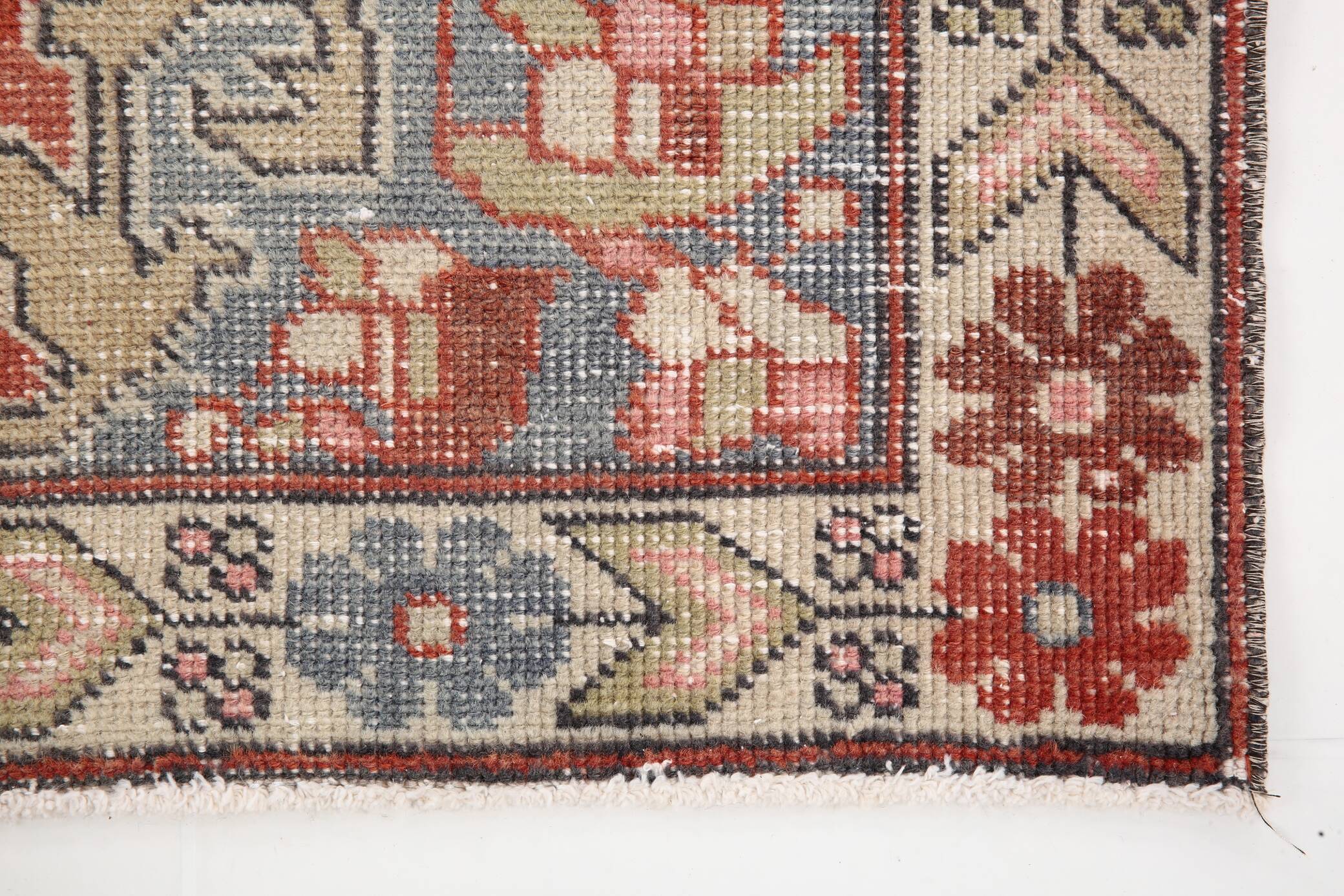 Turkish Red & Beige Classic Vintage Rug, 130x229Cm