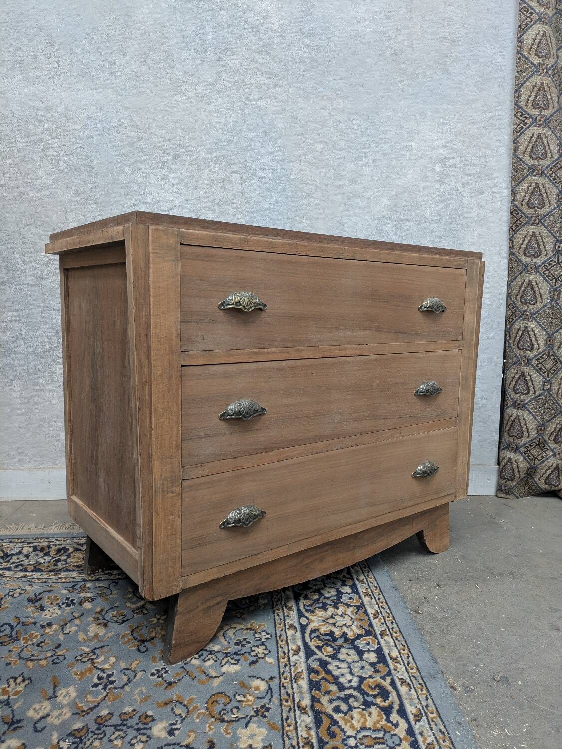 Vintage chest of drawers