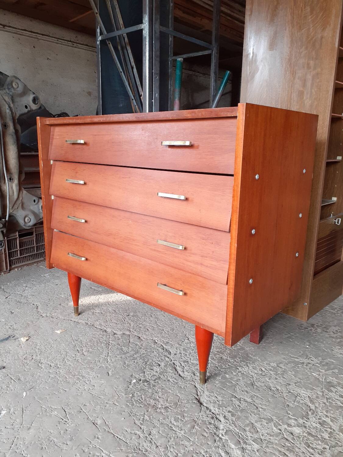 Vintage chest of drawers