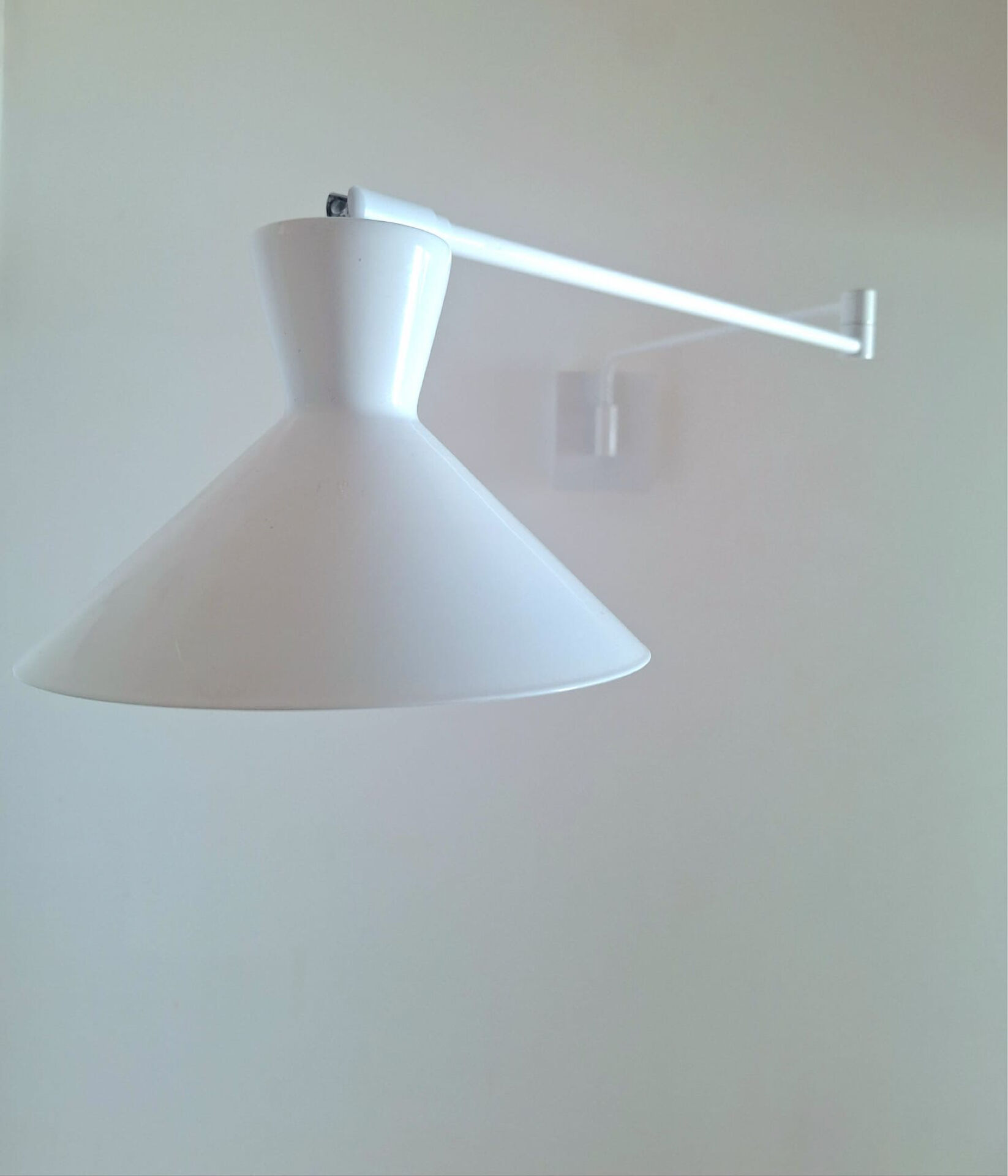 Applique articulée, Voltige AMPM, luminaire design
