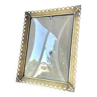 Vintage Gold colored Metal Picture Frame  19.5 cm  x 15.5 cm CONVEX  glass