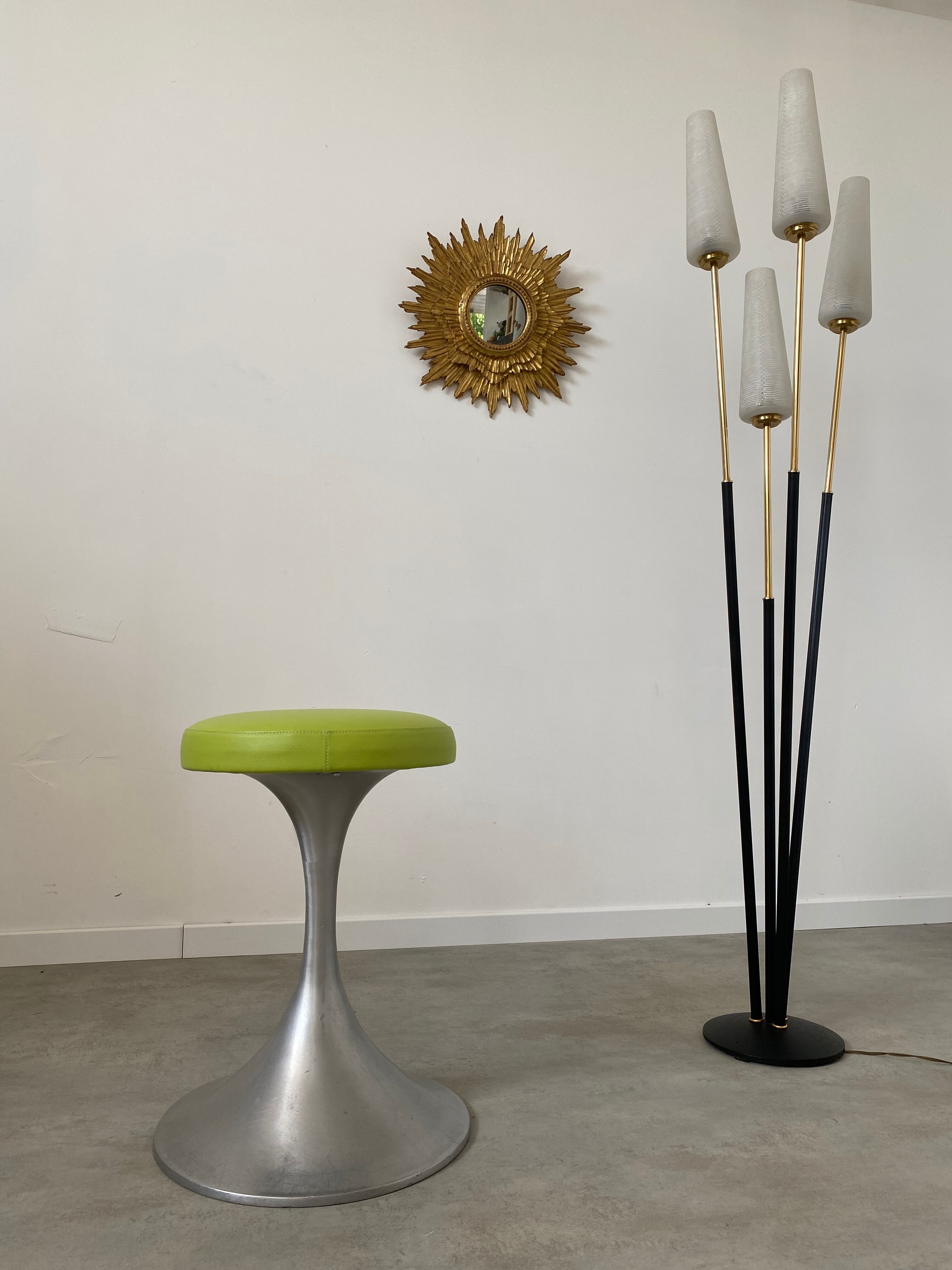 Old Stool Space Age, foot tulip alu metal vintage 70s