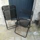 Duo de chaises pliantes en métal décapé