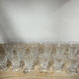 12 verres à liqueur ou apéritif art déco en cristal