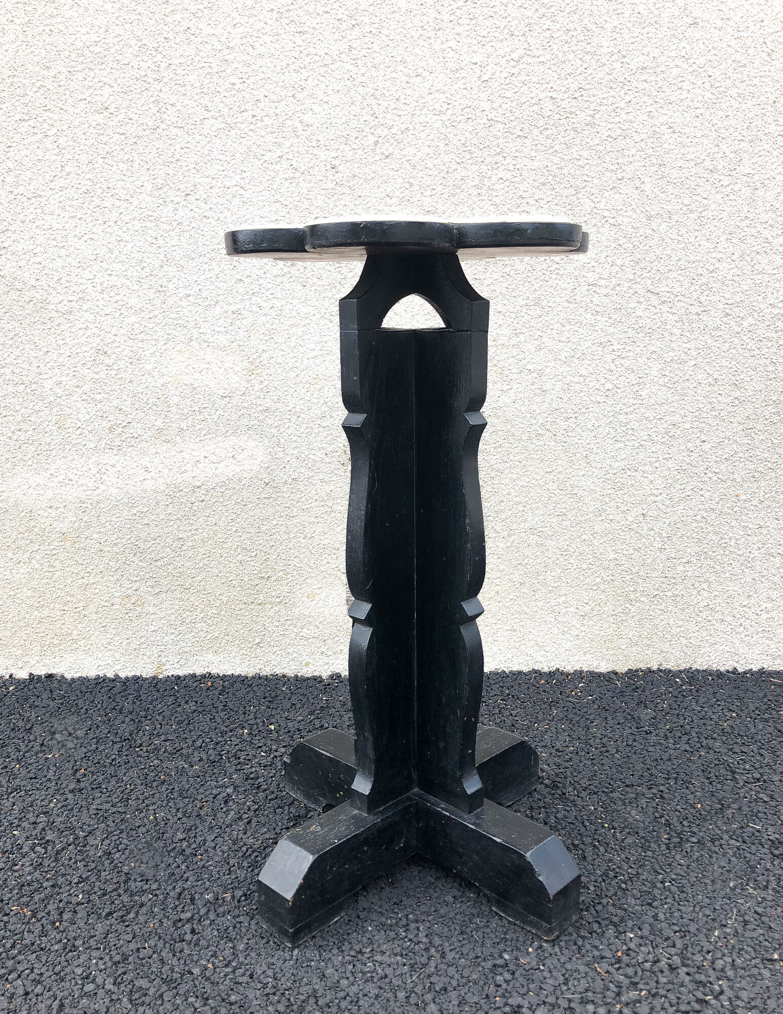 Art deco plant holder 30