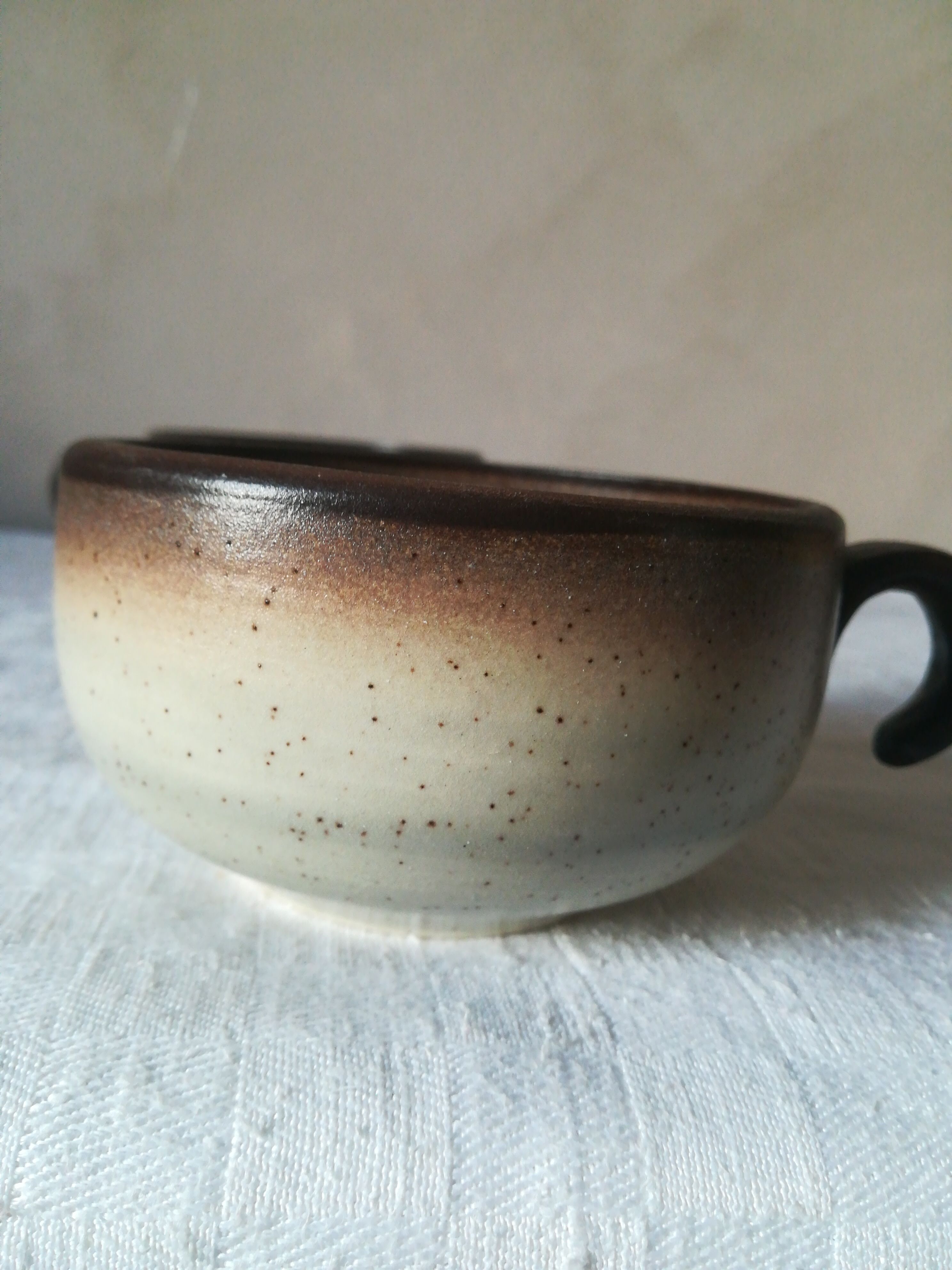 2 cove stoneware bowls