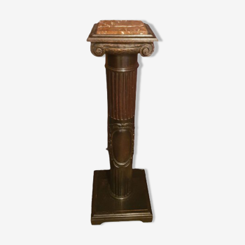 Wooden column