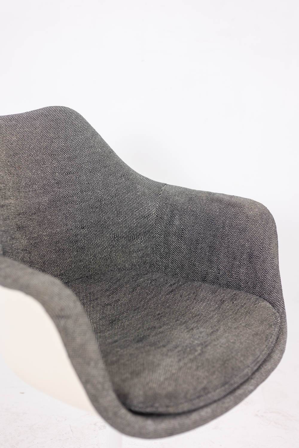 Eero Saarinen for Knoll. 'Tulip' armchair. 1960s/1970s.