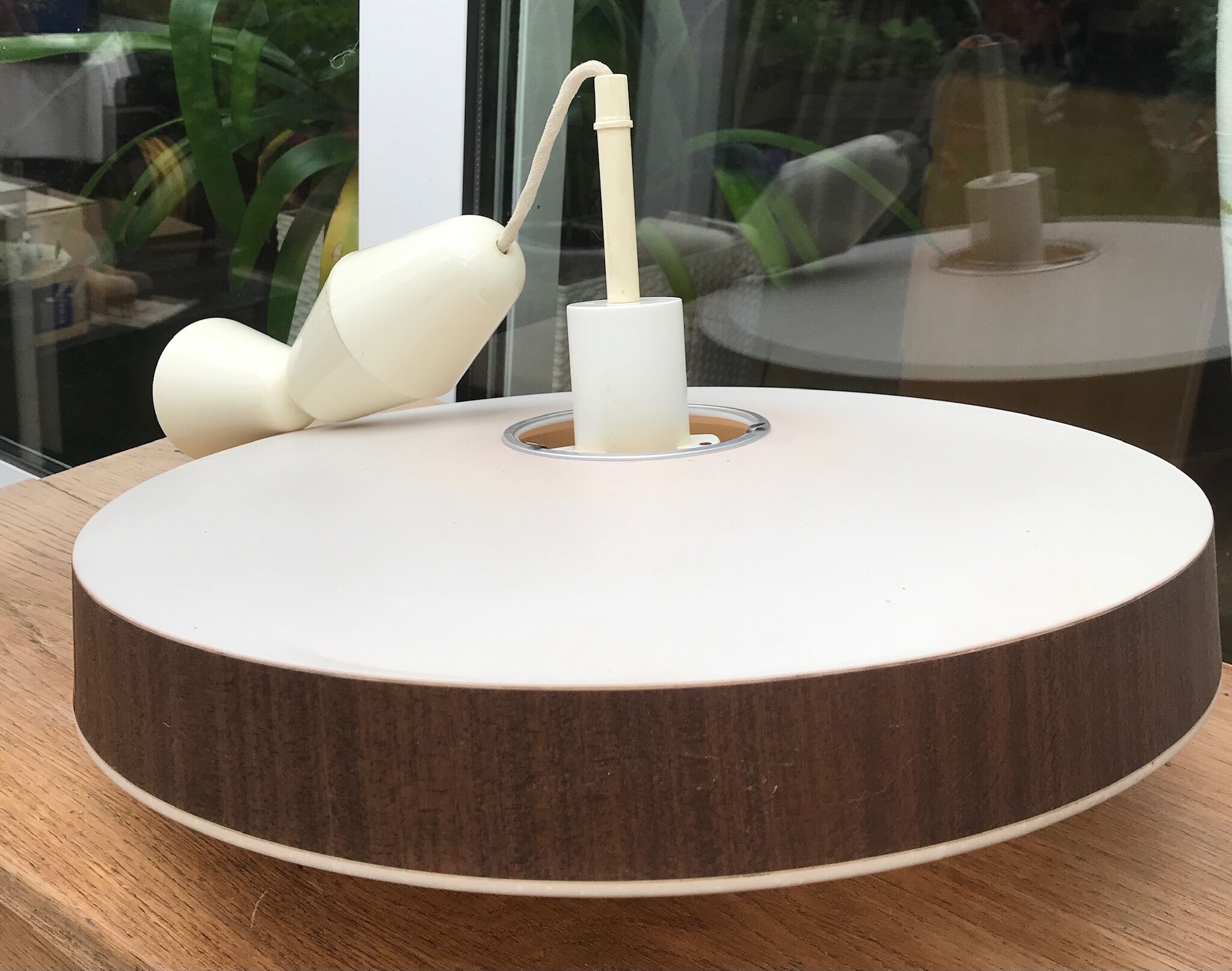 Vintage suspension - plastic