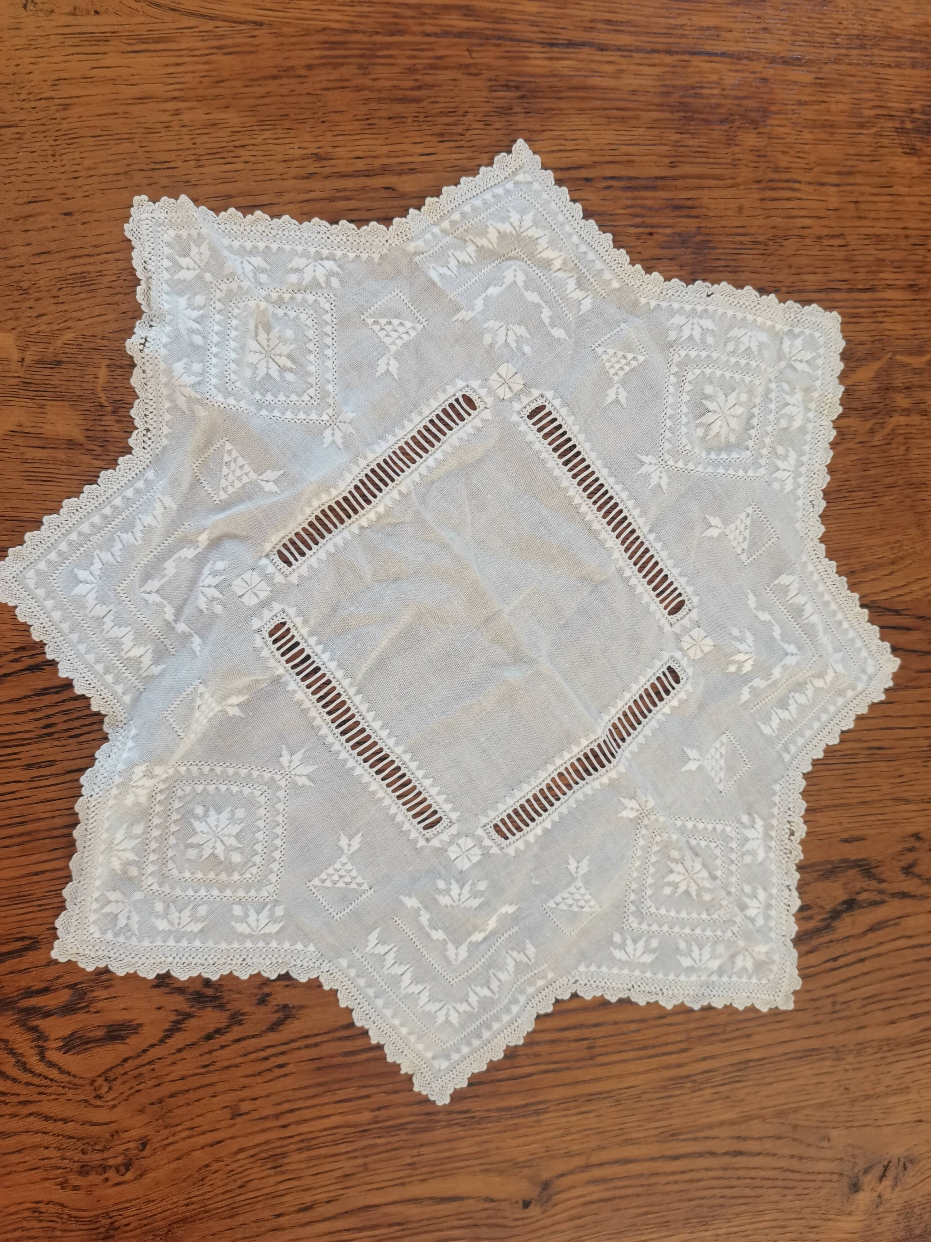 Lot 2 handmade old doilies