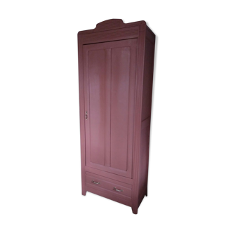 Parisian terracotta wardrobe