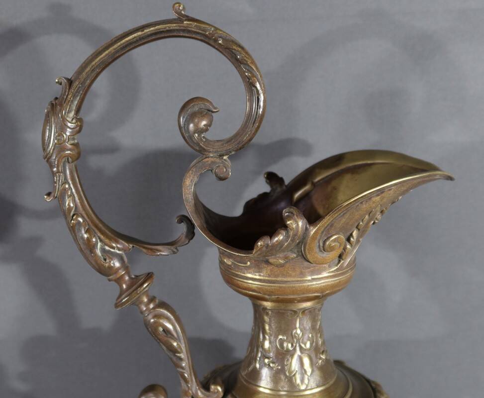 Pair of bronze ewers, art nouveau – 1910