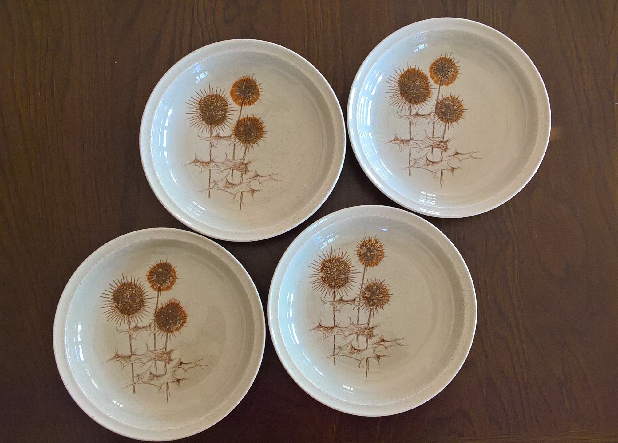 Lot de 4 assiettes creuses en grès Sarreguemines "Chardons" années 70