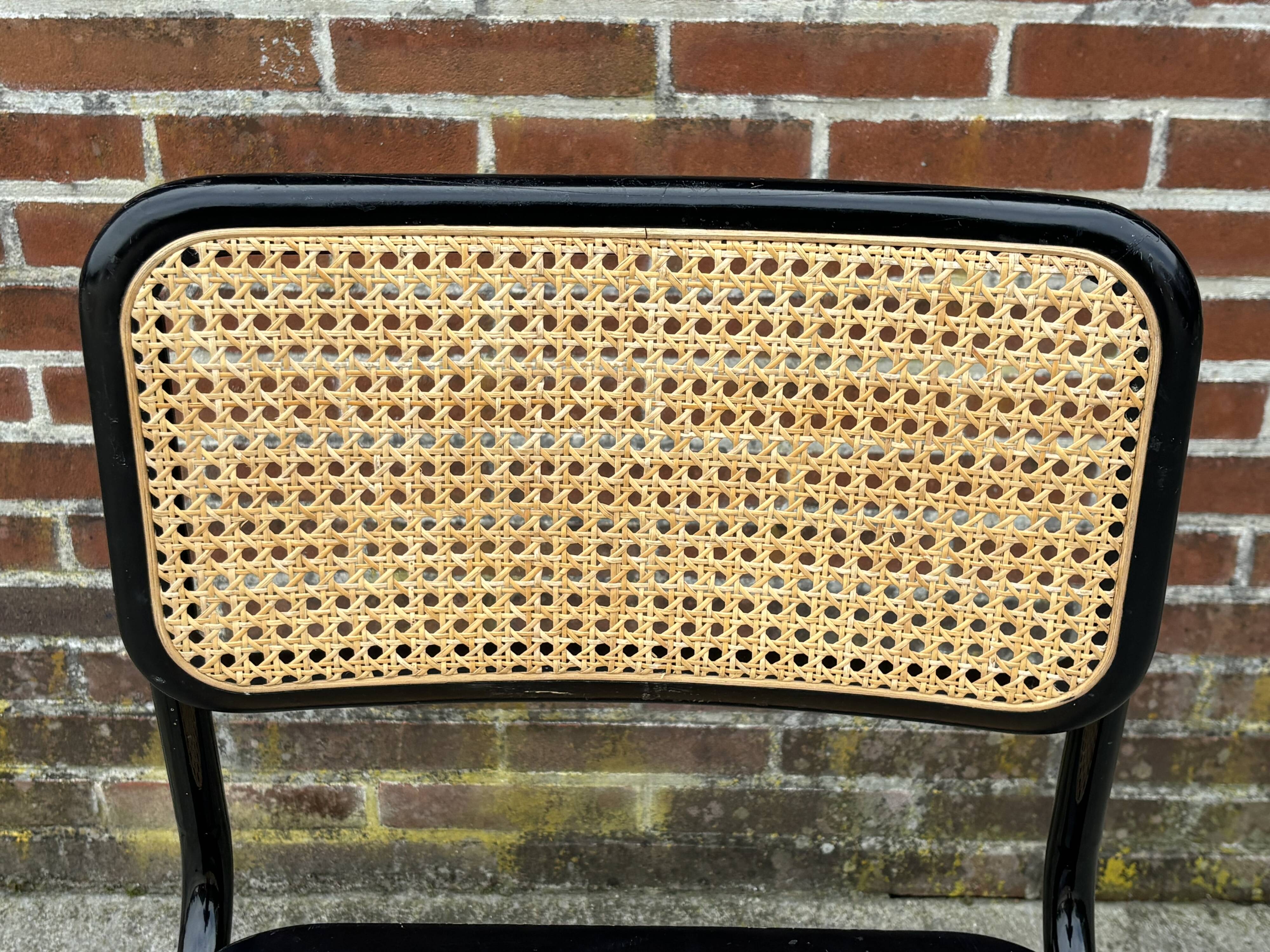 Vintage Cesca design chair b32 model in black