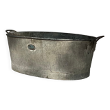 Old oval galvanized zinc basin dimension: height -23.5 cm - width -70cm - depth -39