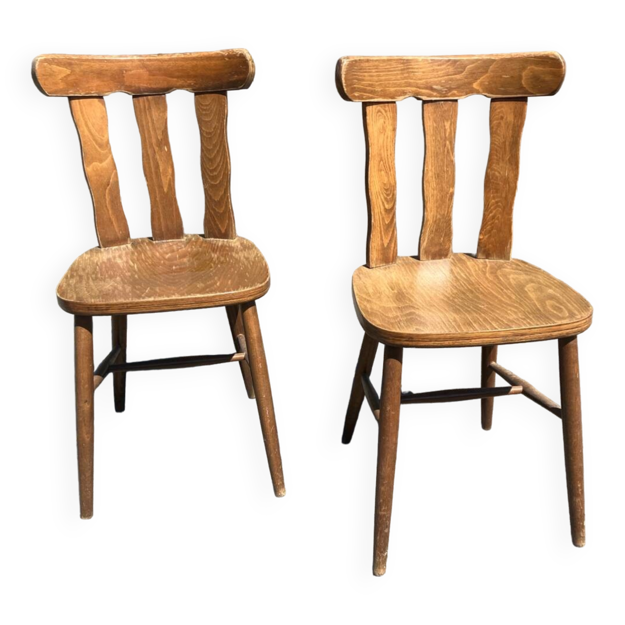 2 chaises bistrot vintage avec estampillées