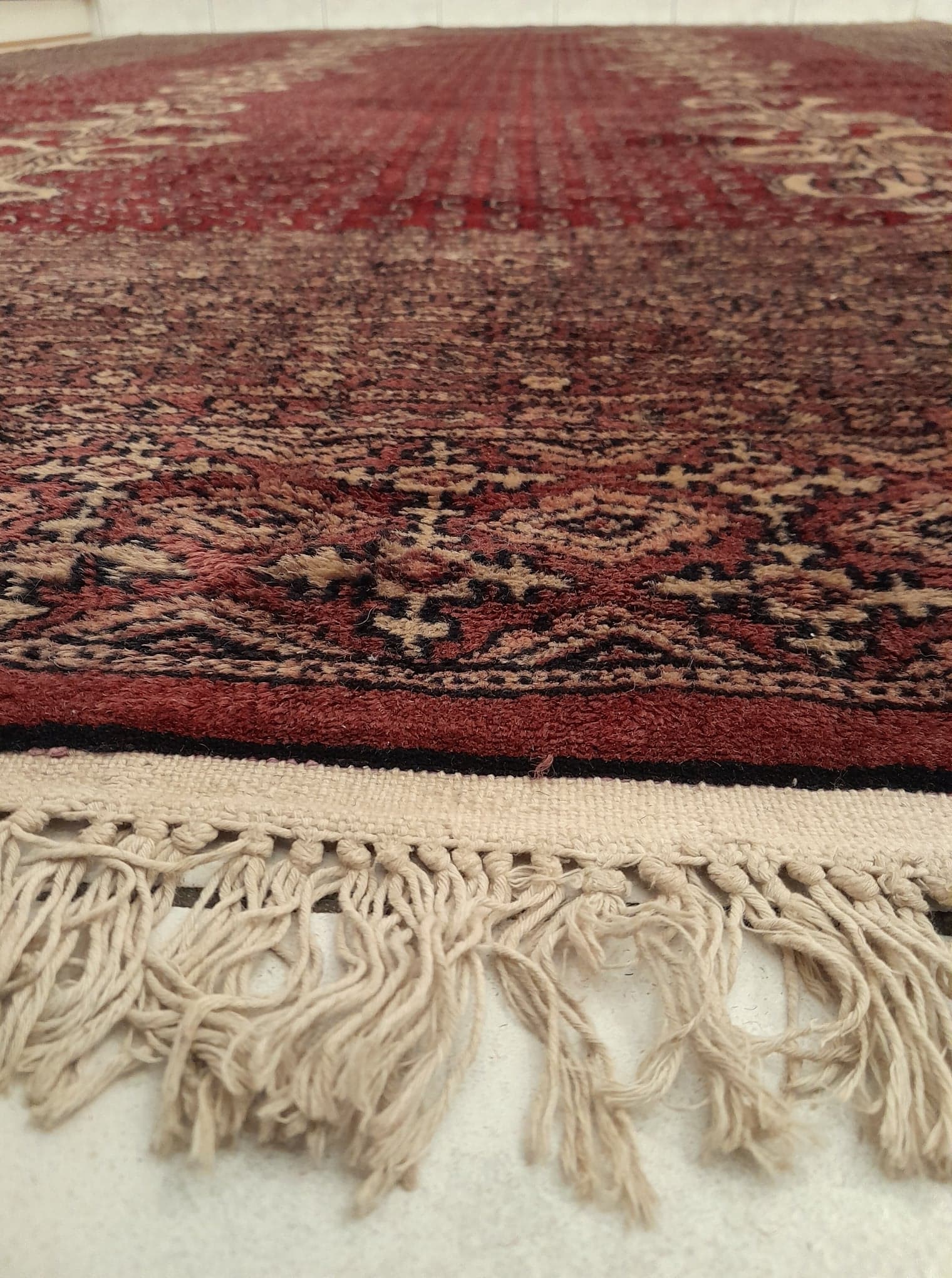 Handmade Pakistani carpet 317x216cm