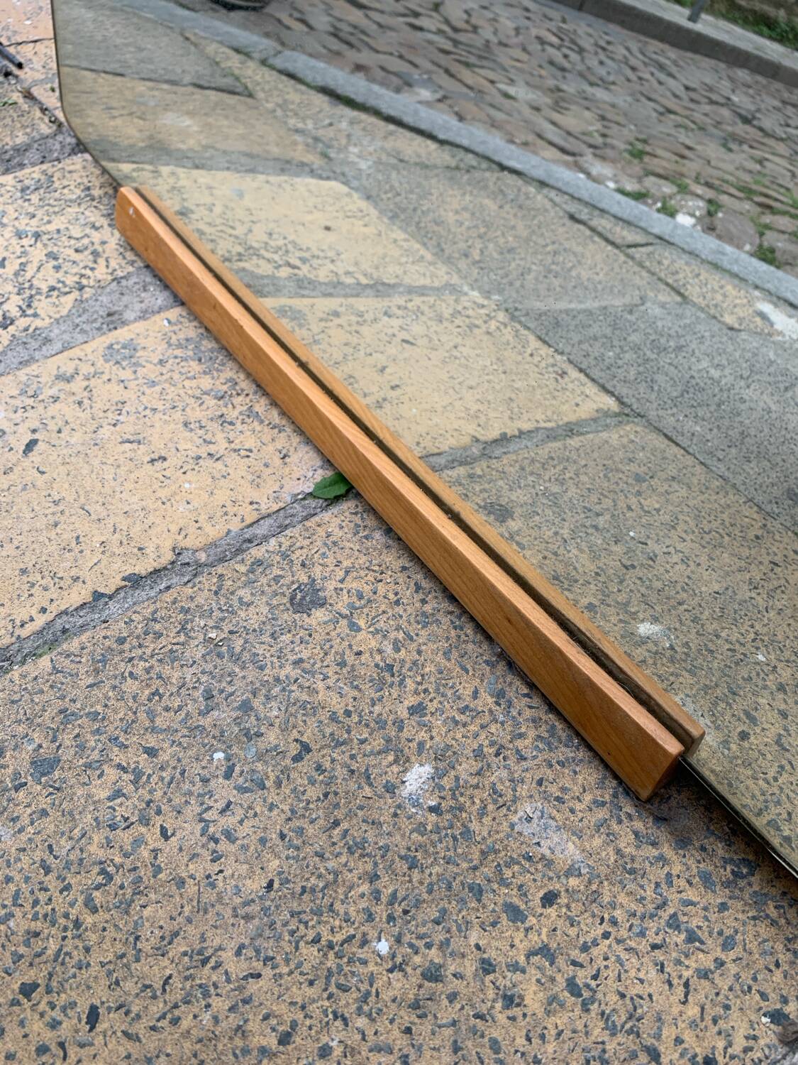 Large vintage mirror to put down