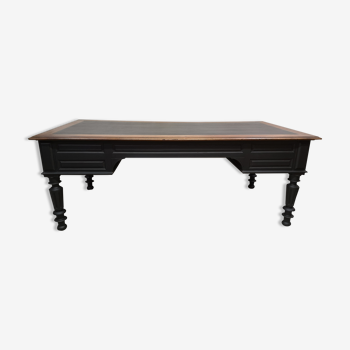 Flat desk Louis Philippe patina walnut nineteenth