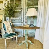 Travel pedestal table