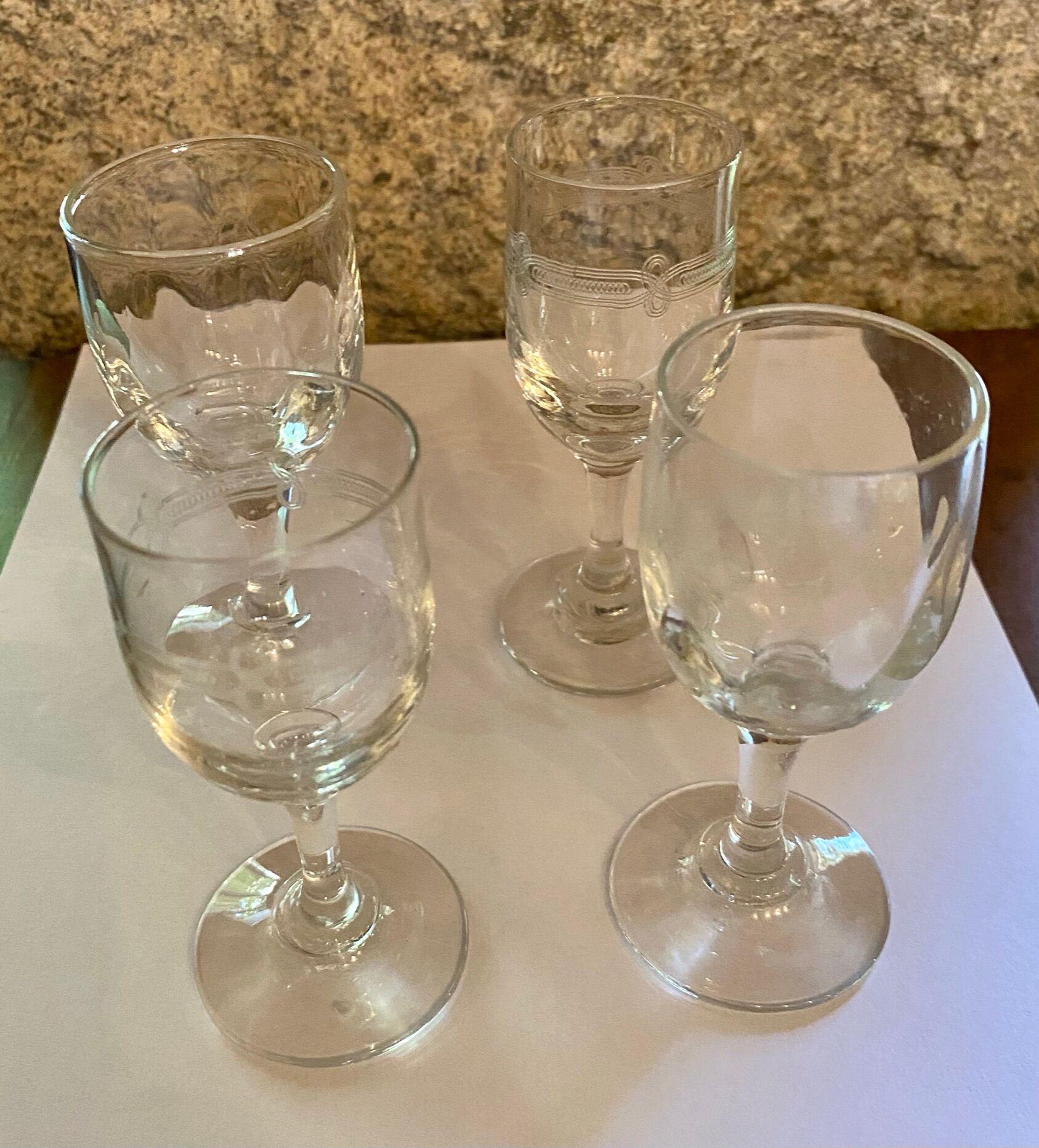 4 bistro glasses mismatched at the beginning of the XX century