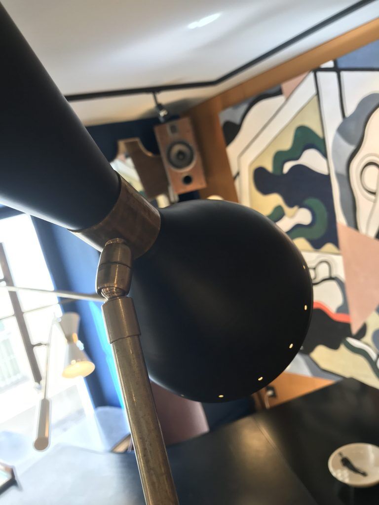 Diabolo floor lamp with counterweight