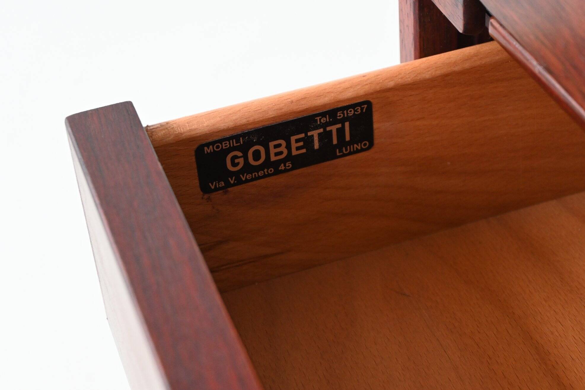 Meuble Gianfranco Frattini modèle 504 en palissandre Bernini Italie 1960