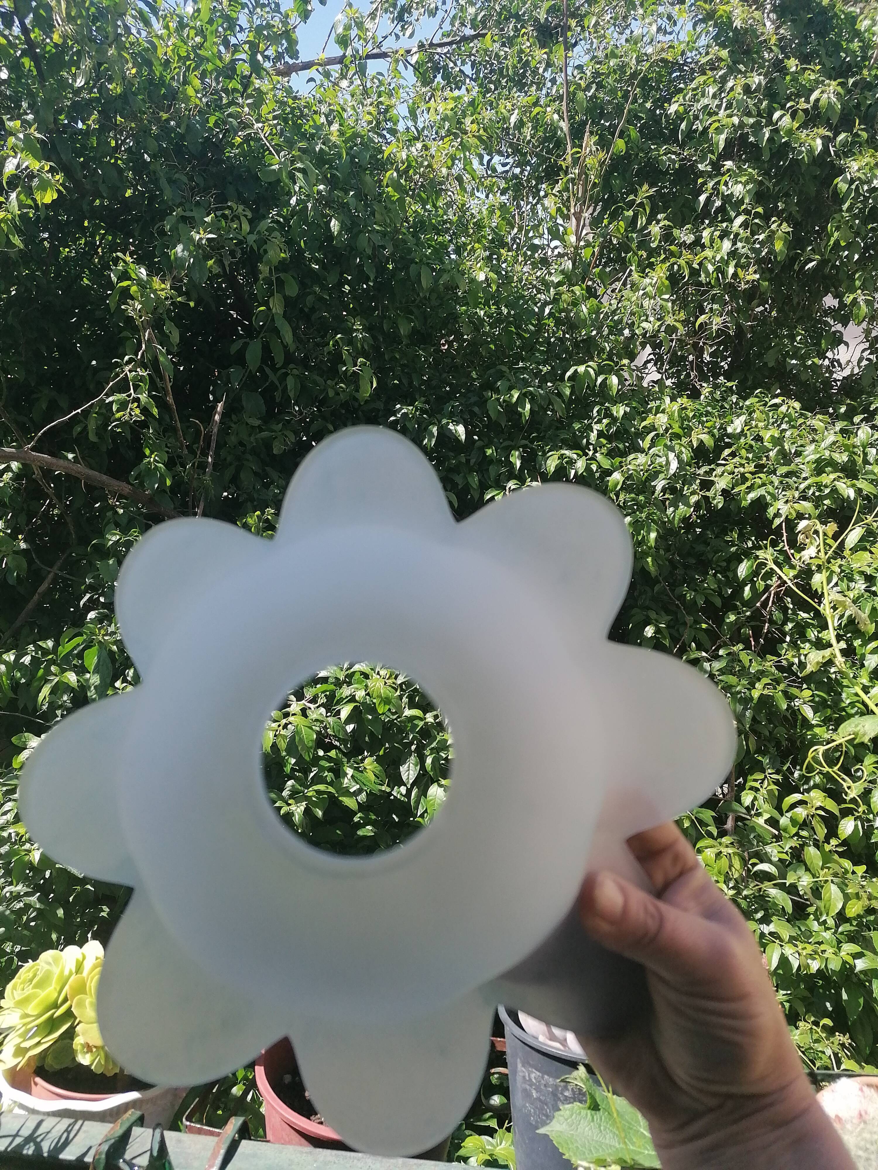 Depoli glass suspension