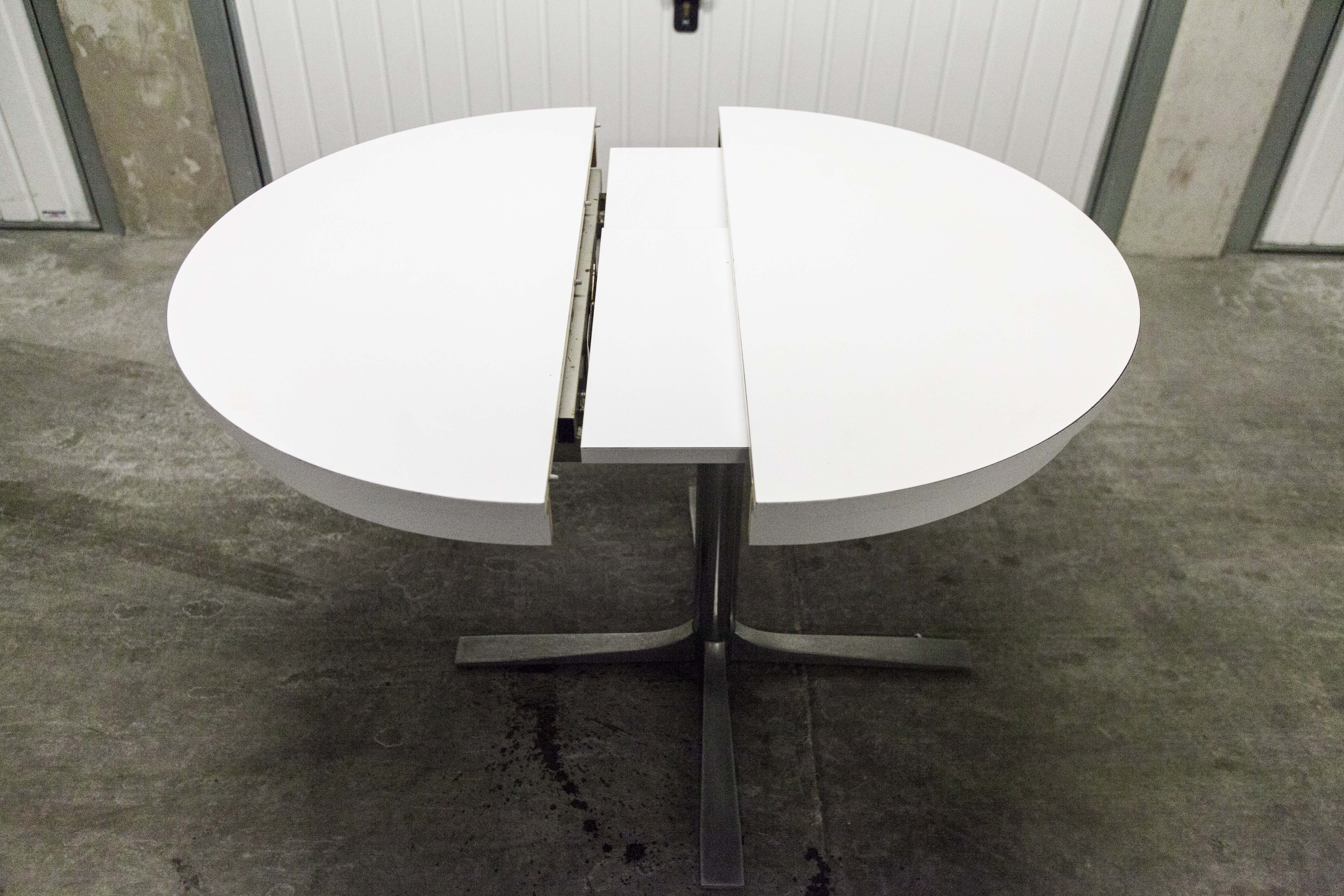 Round table convertible formica 70's central feet
