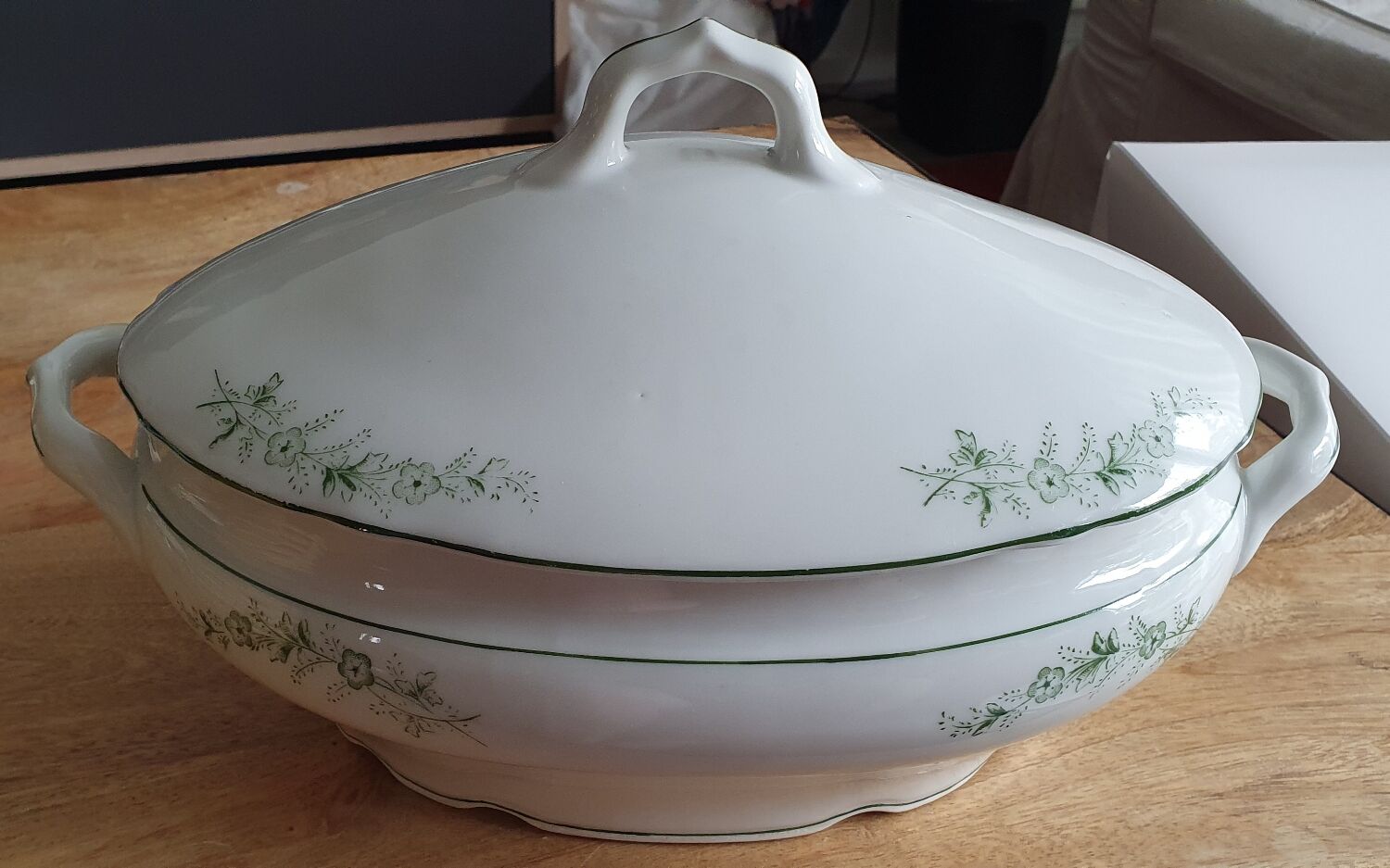 Ceramic tureen from Coimbra