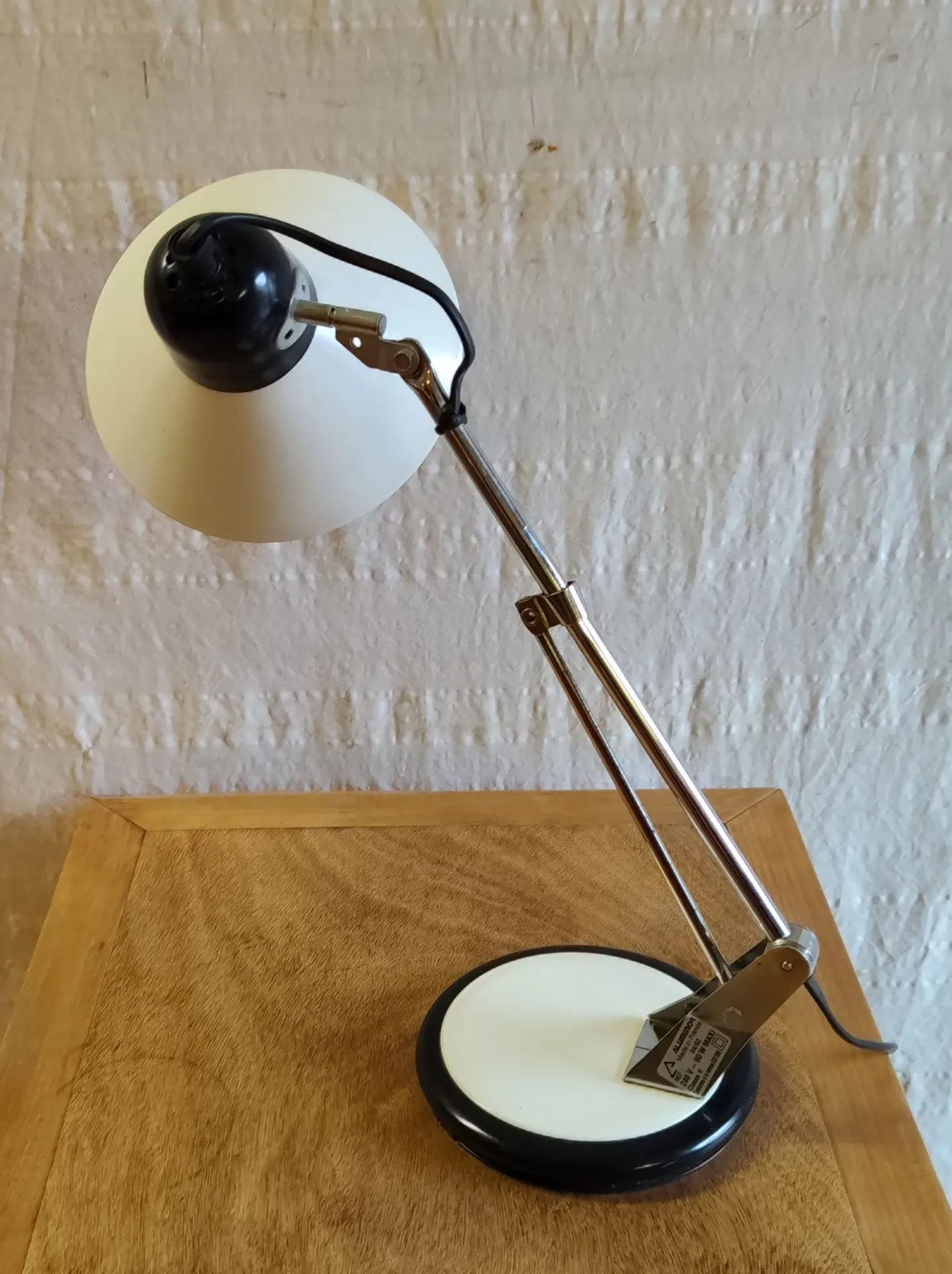 Articulated desk lamp by Aluminor (Fr.) - 1980s