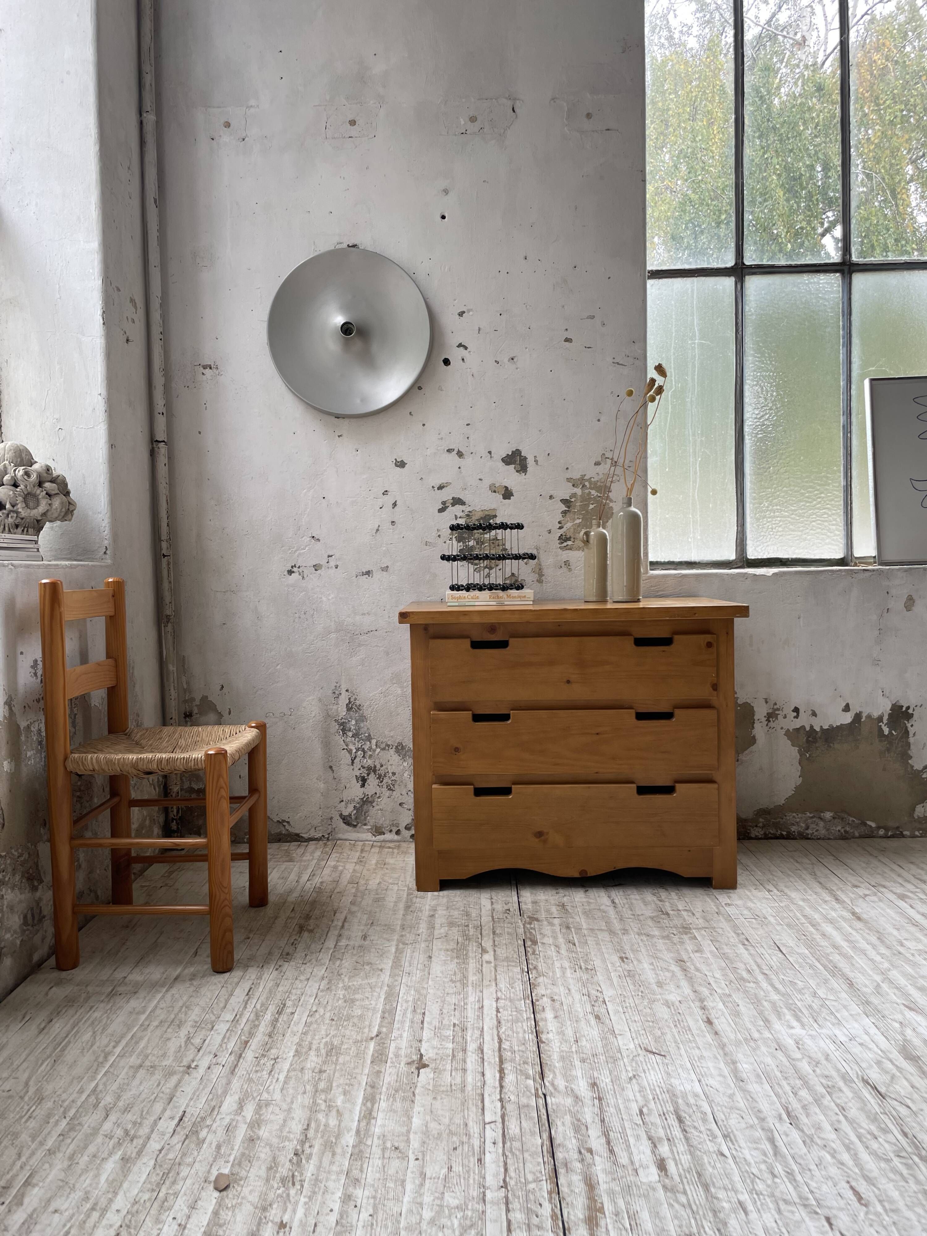 80s pine chest of drawers, mountain furniture