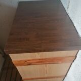 Meuble bas en bois avec 3 tiroirs