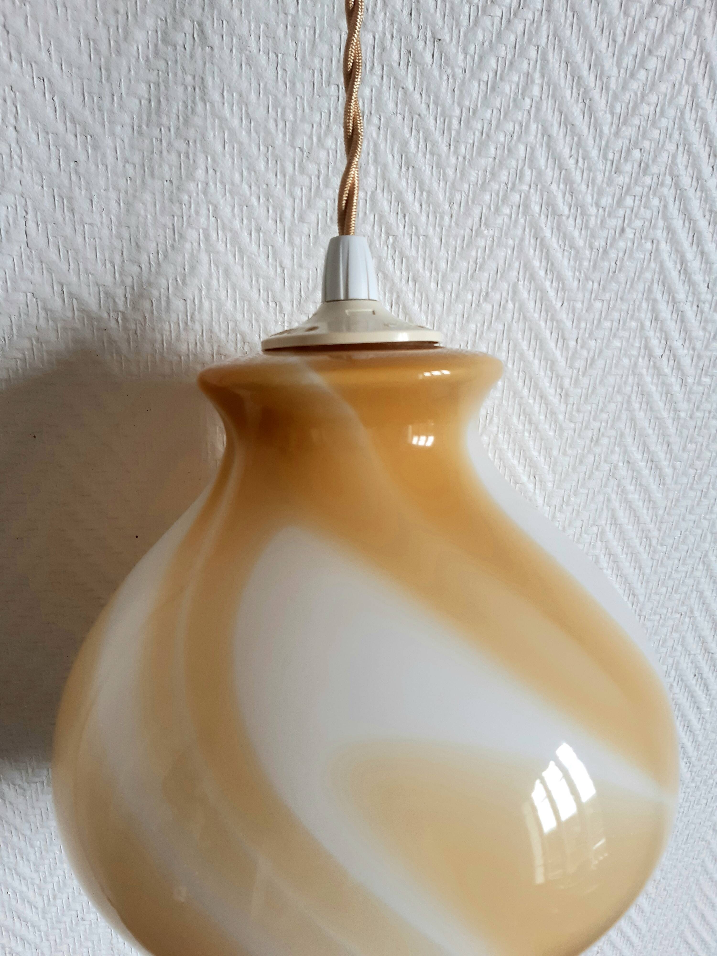 Lampe baladeuse globe miel style Murano 1970