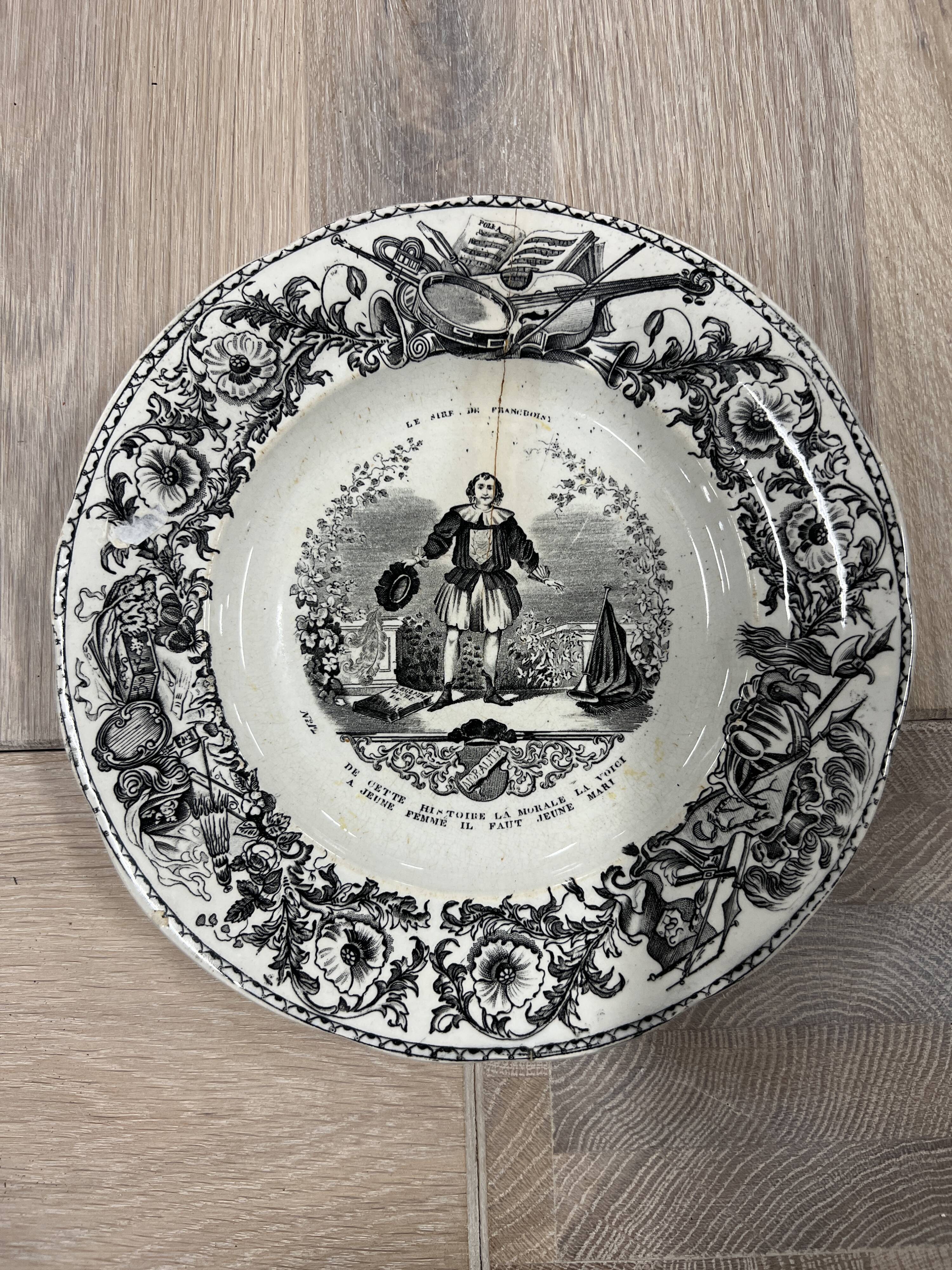 Set of 11 plates Creil Montereau LM & Cie