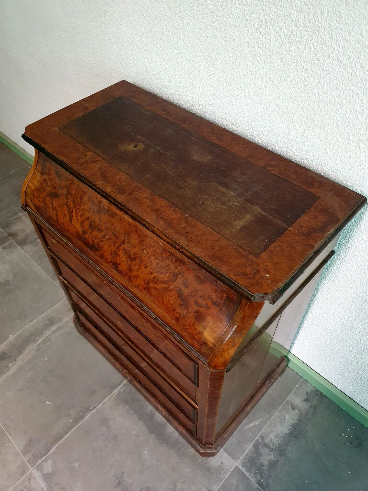 Ancienne commode lavabo en ronce de noyer et marbre blanc – XIXe siècl