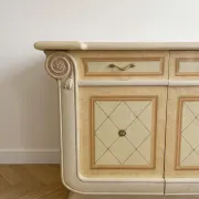 Buffet bas style classique italien beige laqué