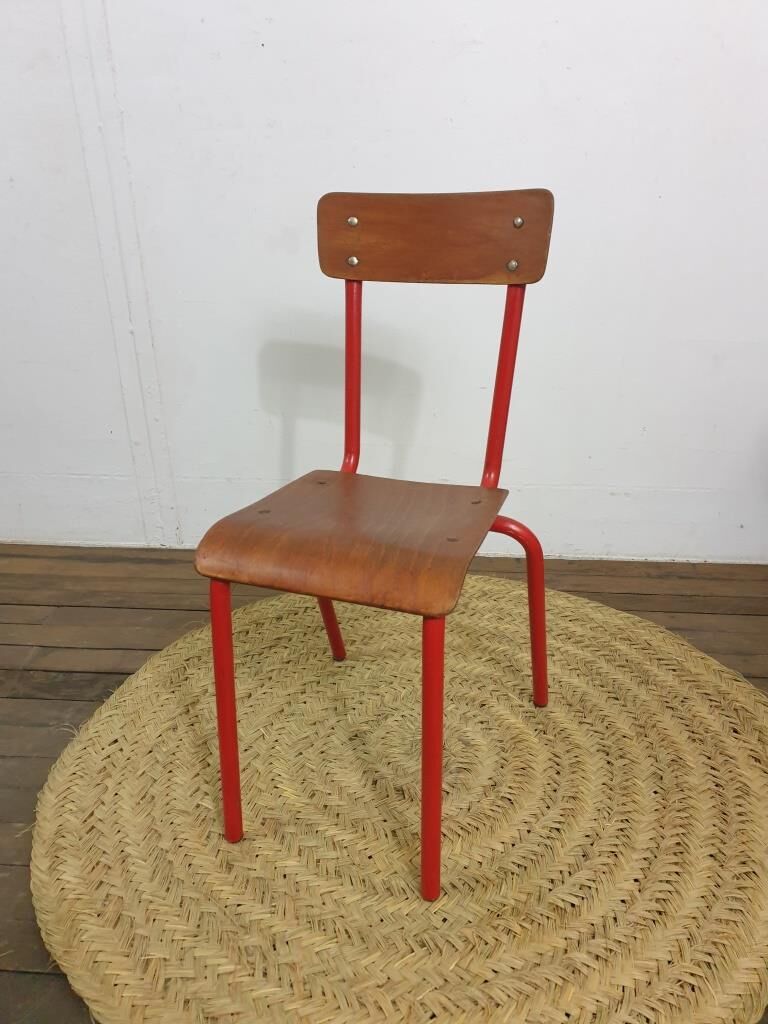 Chaise d'école enfant