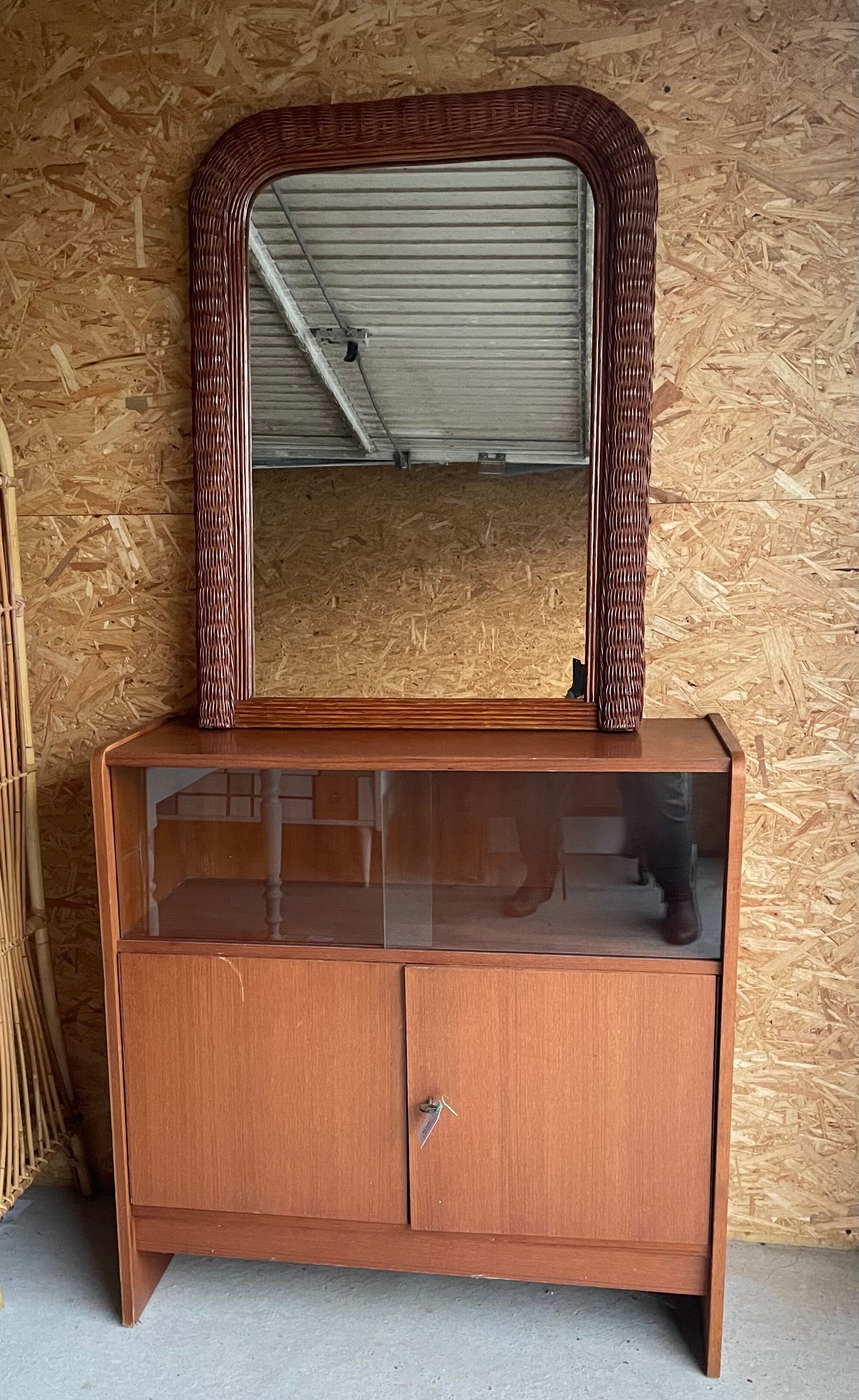 Curved rattan mirror 70s