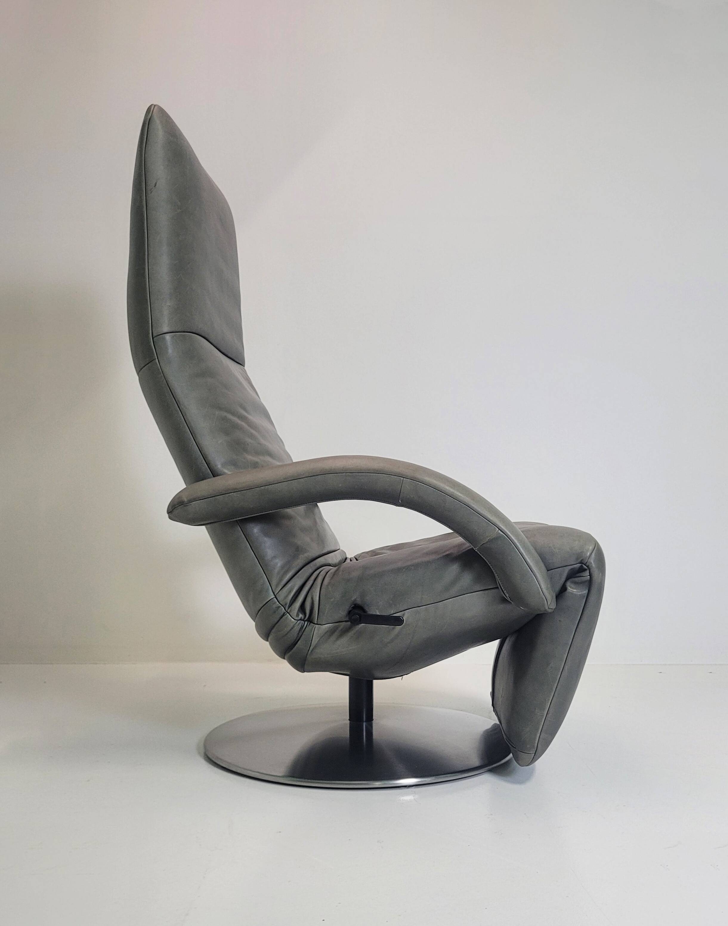 Jori Yoga Recliner – Mono-Move